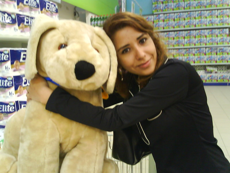 Date this tall Peru girl Almamia from Trujillo PE374