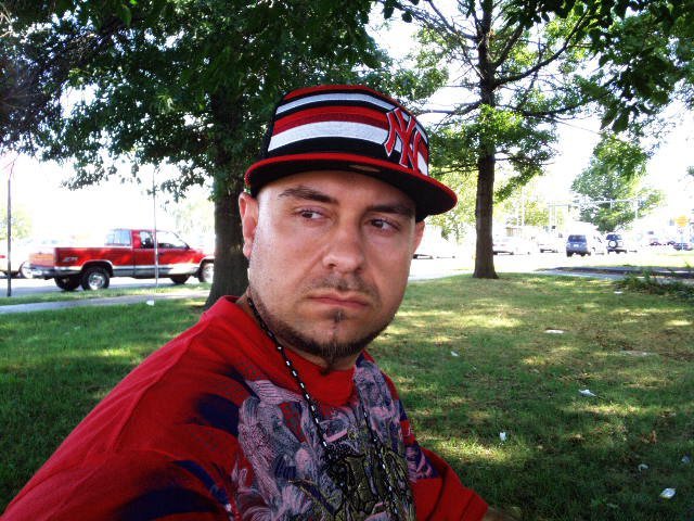 Date this exotic United States man Mike from Waterbury US8076