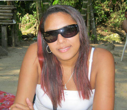 Date this pretty Colombia girl Angie from Cartagena CO5512
