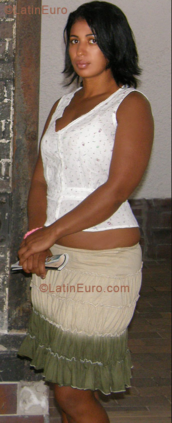 Date this beautiful Brazil girl Kristina from Nilopolis BR3974