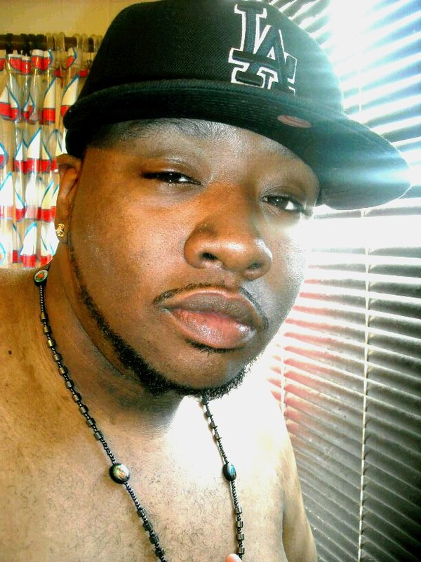 Date this delightful United States man Freakyezky773 from Chicago US8149