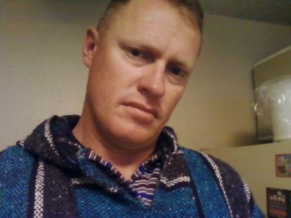 Date this charming United States man Peterson from Llakeland US8156