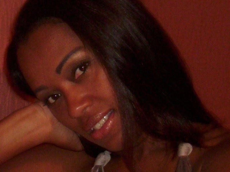 Date this funny Brazil girl Vanessa from Brasilia BR4006