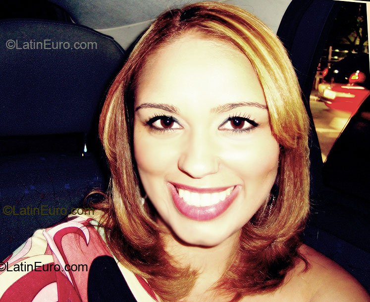 Date this georgeous Brazil girl Cristiane from Sao Paulo BR4026