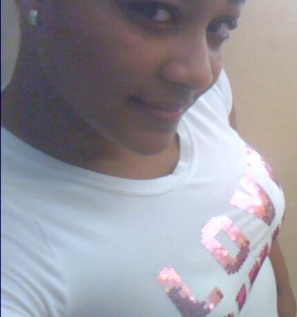 Date this athletic Dominican Republic girl Yureisy from Santiago DO5670