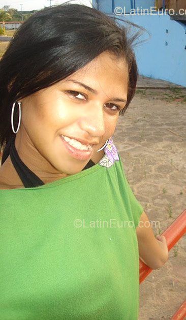 Date this passionate Brazil girl Suene from Rio de Janeiro BR4145