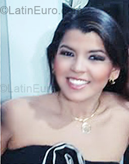 Date this exotic Brazil girl Izailda from Uruara BR4149