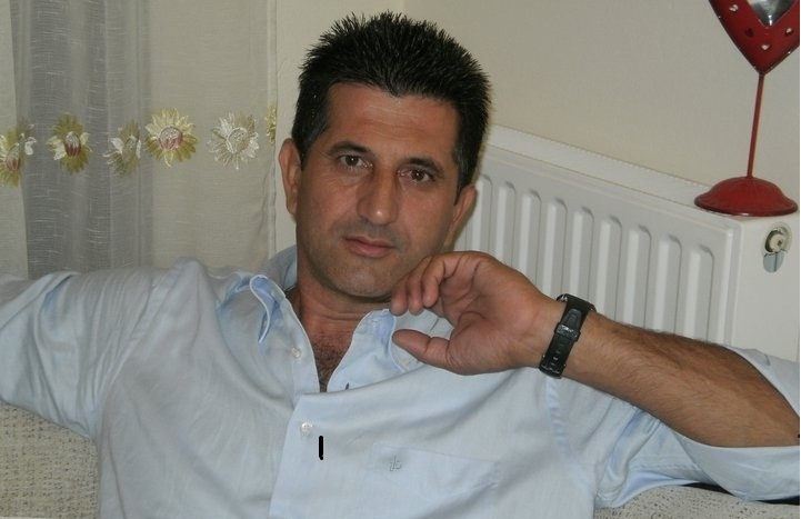 Date this hard body United States man Charles from Sierra Vista US8392