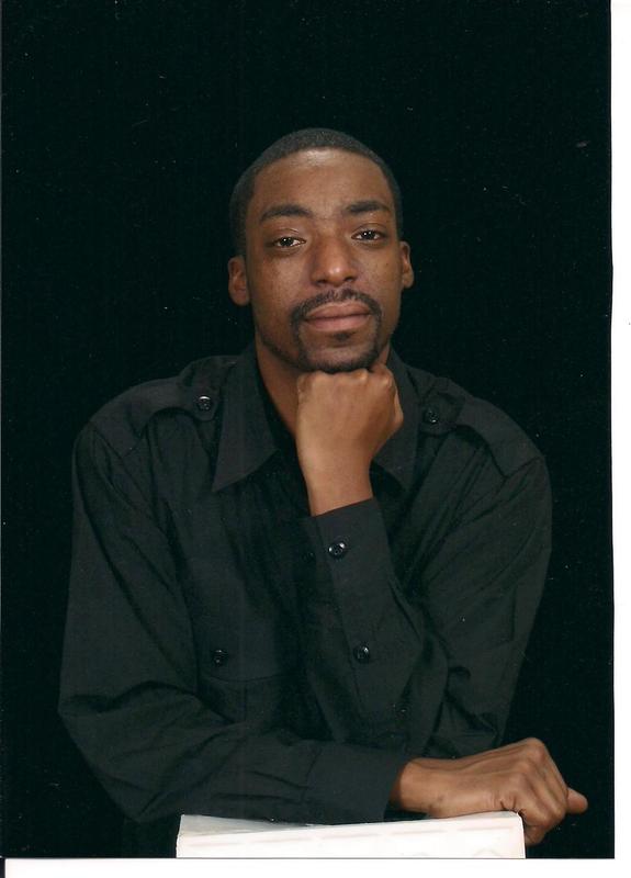 Date this pretty United States man Kenny from Tampa US8407