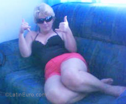 Date this hard body Brazil girl Marina from Iguape BR4232