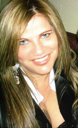 Date this happy Brazil girl Marta from Guarulhos BR6194