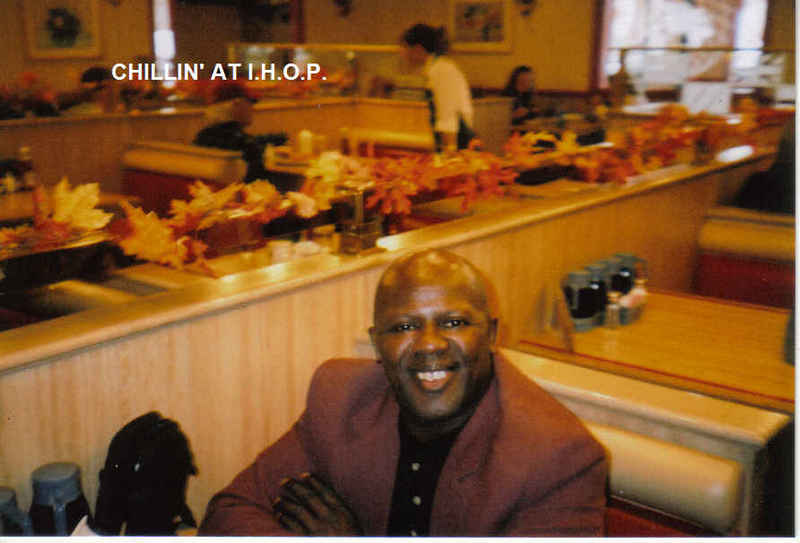 Date this cute United States man Blackbyrd from sacramento US8614