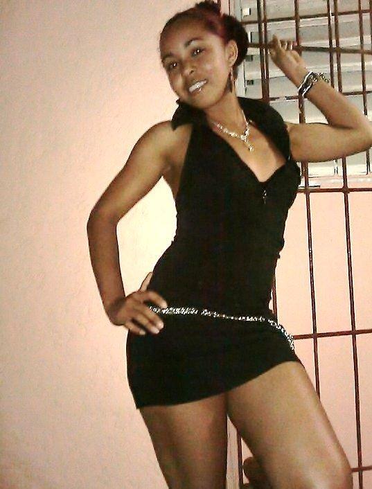 Date this pretty Dominican Republic girl Jazmin from Santo Domingo DO6116