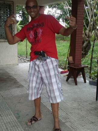 Date this tall Dominican Republic man Emiliano from Santiago De Los Caballeros DO6154