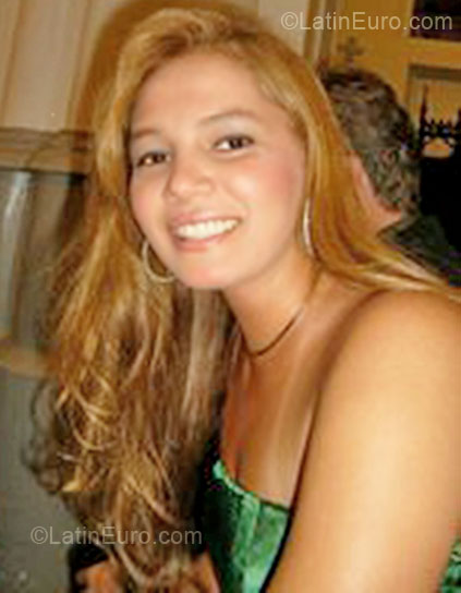 Date this gorgeous Brazil girl Emanuela from Recife BR4410