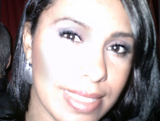 Date this sultry Brazil girl CRIS FLOWERS from Rio De Janeiro BR9057