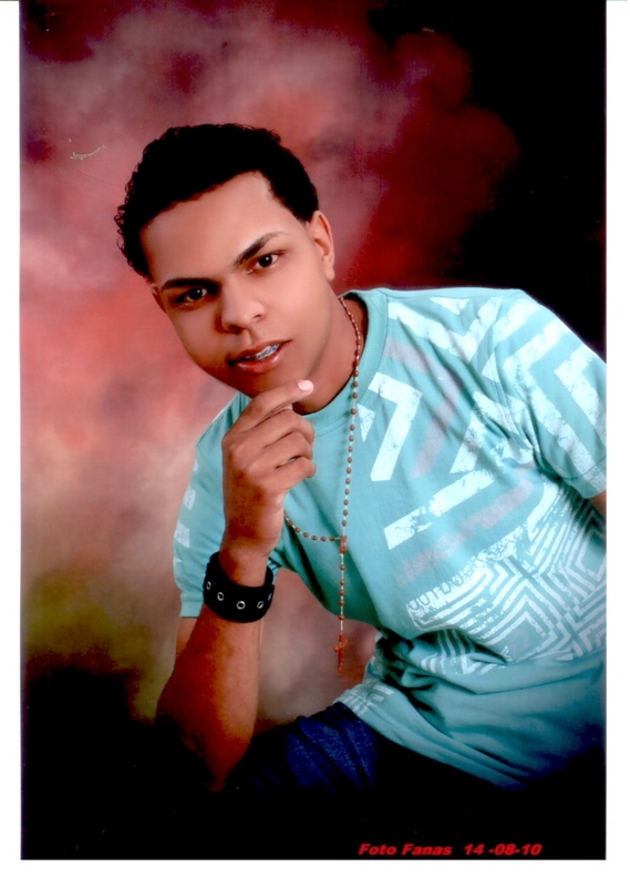 Date this athletic Dominican Republic man Jefri from Santiago DO6263