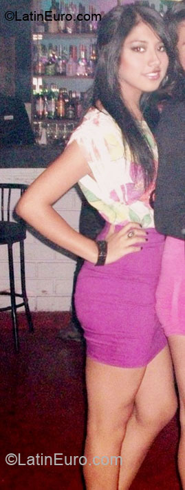 Date this sultry Peru girl Raquel from Lima PE481