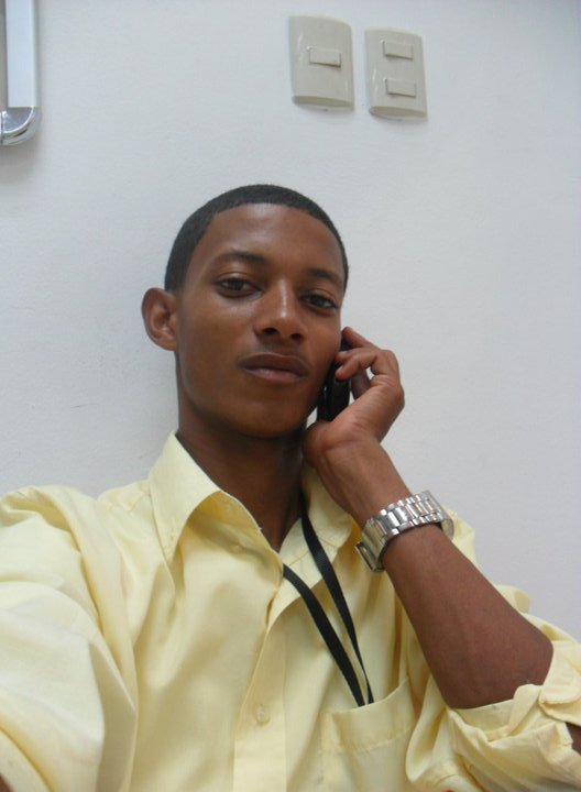 Date this gorgeous Dominican Republic man Leandro from Santo Domingo DO6385