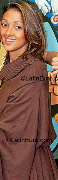 Date this voluptuous Brazil girl Juliana from Belo Horizonte BR6188