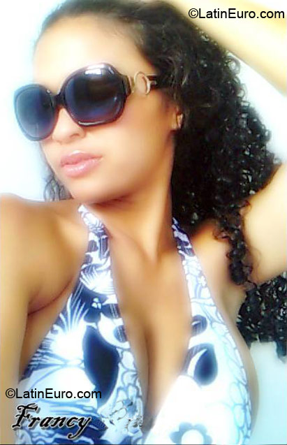 Date this beautiful Brazil girl Francy from Natal BR5506