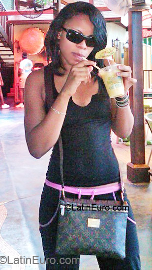 Date this hard body Jamaica girl Abby from Kingston JM195
