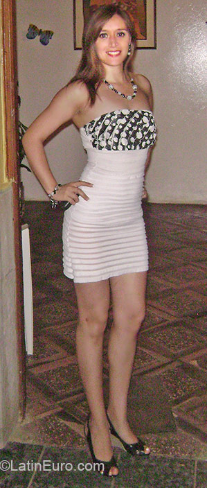 Date this funny Peru girl Karen from Lima PE475