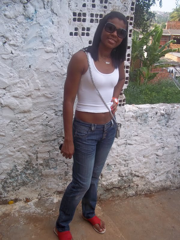 Date this happy Brazil girl Daniela from Salvador BR4607