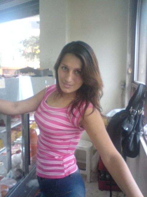 Date this nice looking Peru girl Marielivz from Trujillo PE429