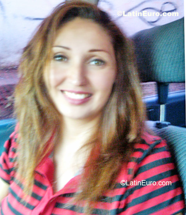 Date this good-looking Honduras girl Valerie from Tegucigalpa HN289