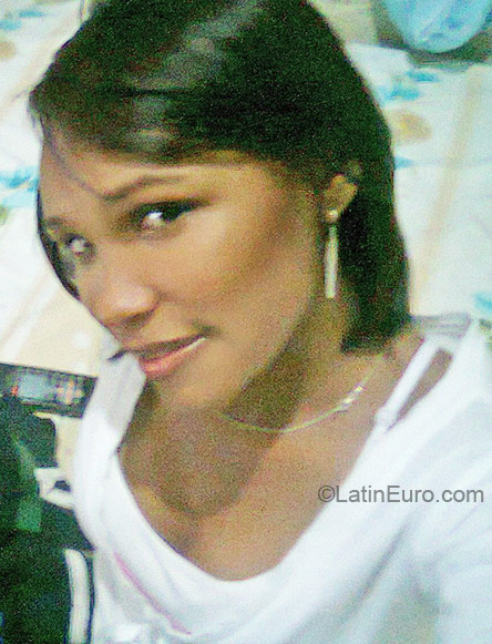 Date this tall Dominican Republic girl Zuleika from Santiago DO6743
