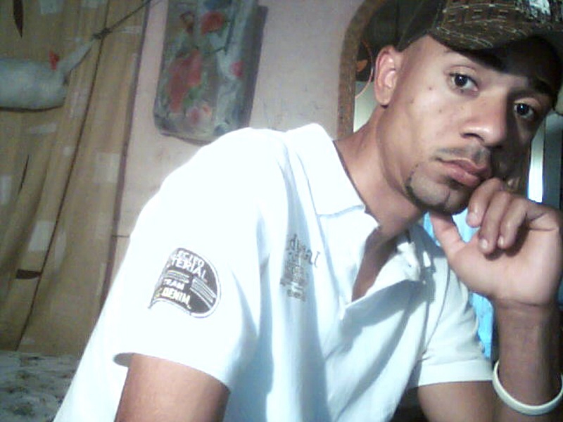 Date this young Dominican Republic man Luis from Santo Domingo DO6786
