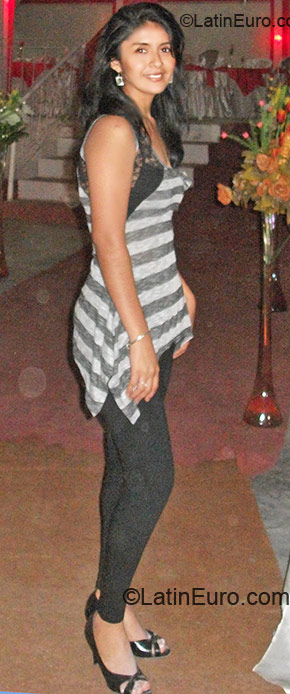 Date this cute Peru girl Gabriela from Pucallpa PE448