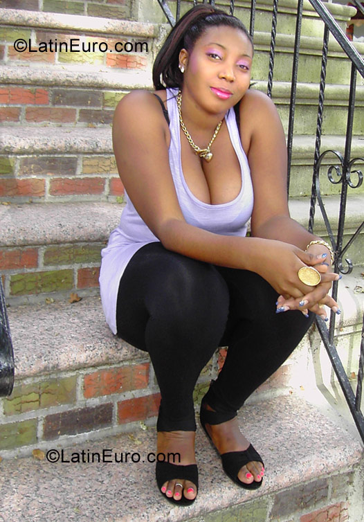 Date this charming United States girl Kathryn from Brooklyn US10280