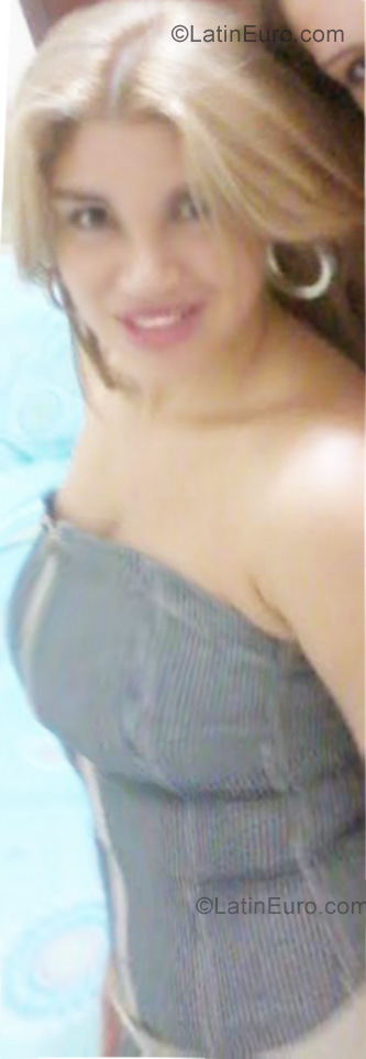 Date this fun Brazil girl Monaiza from Juazeiro BR6258