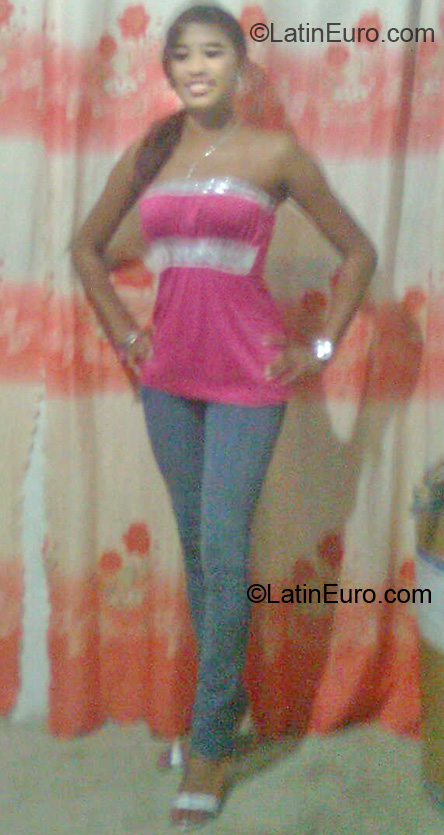 Date this good-looking Ecuador girl Evelyn Katherine from Guayaquil EC86