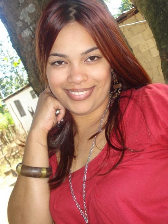 Date this gorgeous France girl Emraa from Paris FR128