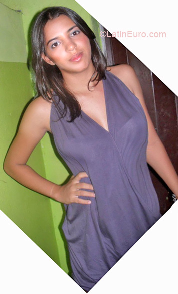 Date this exotic Brazil girl Samuelle from Pombal BR5018