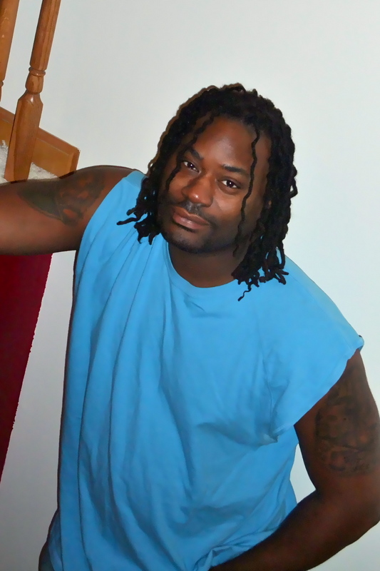 Date this stunning United States man Terrance from Bath US9357
