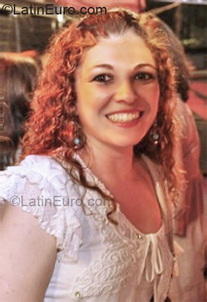 Date this nice looking Brazil girl Larissa from Tres Lagoas BR5030
