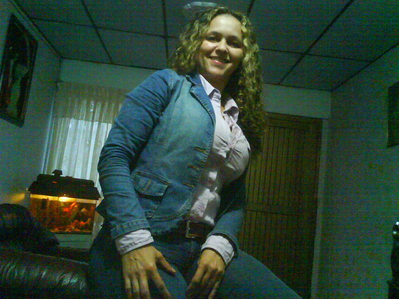 Date this hot Colombia girl Gloyo from Medellin CO6744