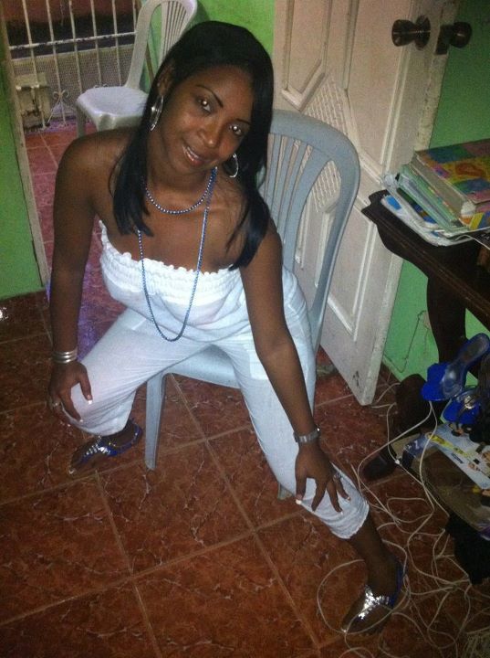 Date this beautiful Dominican Republic girl Wendy from Santo Domingo DO7272