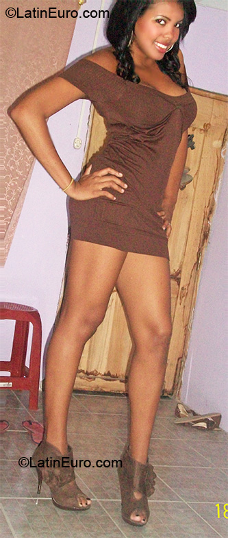 Date this gorgeous Ecuador girl Jennifer from Quito EC100