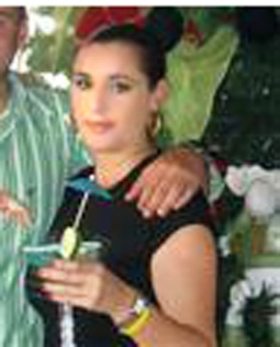 Date this pretty Colombia girl Sandra from Manizales CO6884
