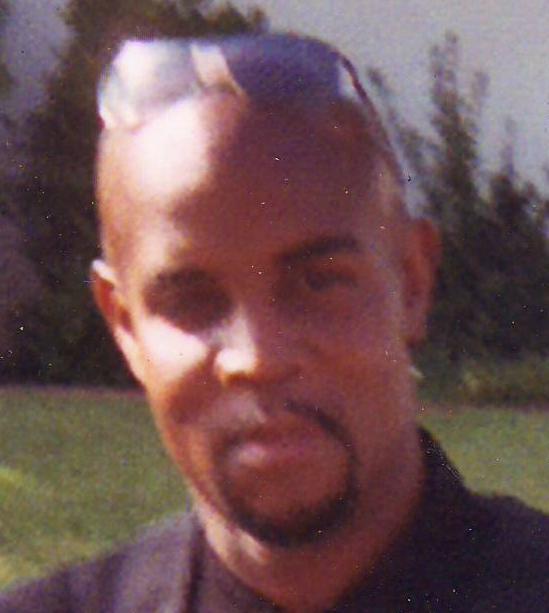 Date this pretty United States man Lancelot from Los Angeles US9604