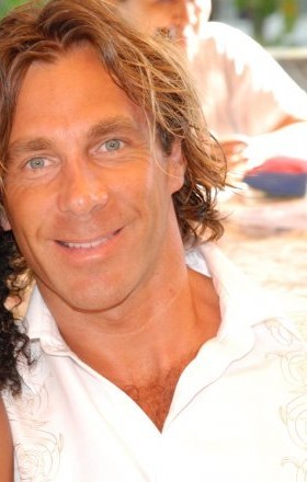 Date this attractive Brazil man Chipper10 from Rio De Janeiro BR5243