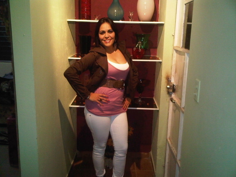 Date this nice looking Panama girl Regina from Panama PA95