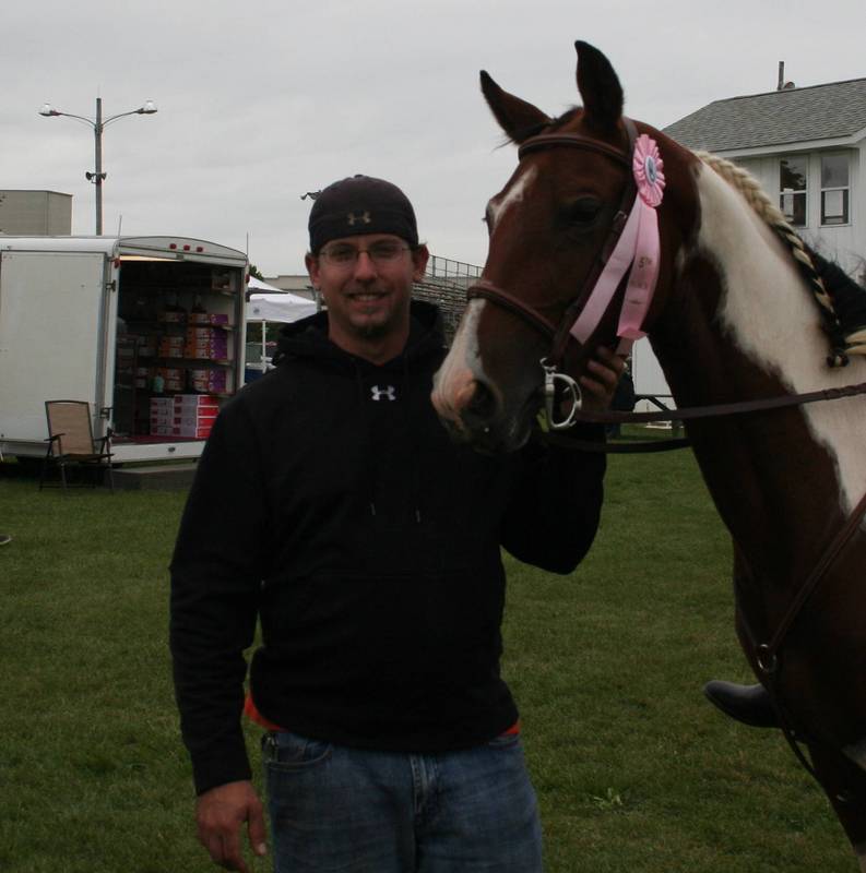 Date this beautiful United States man Chris from Lowell US9671