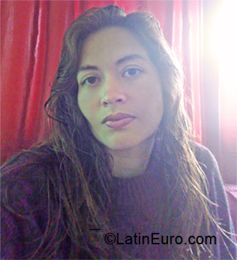 Date this georgeous Brazil girl Sheila from Canoas BR5262