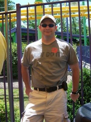 Date this georgeous United States man Bright from Jacksonville US9743